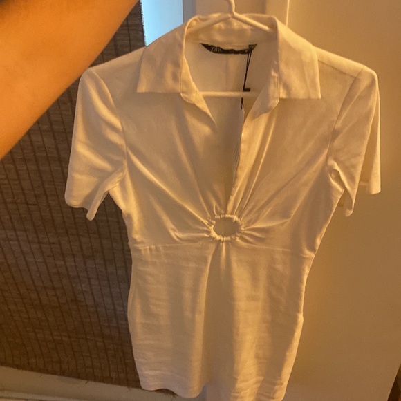 SHORT DRESS WITH METAL RING DETAIL - Picture 4 of 7